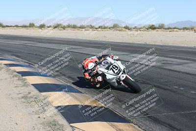 media/Dec-01-2025-Moto Forza (Mon) [[2daa91e15f]]/1-Advanced Group/Session 4 (Turn 10 Inside)/